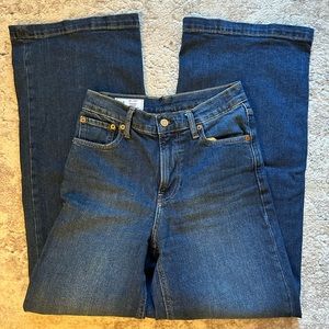 Gap Size 24/00 - Dark Denim - High Rise Stride (inseam 30 in)